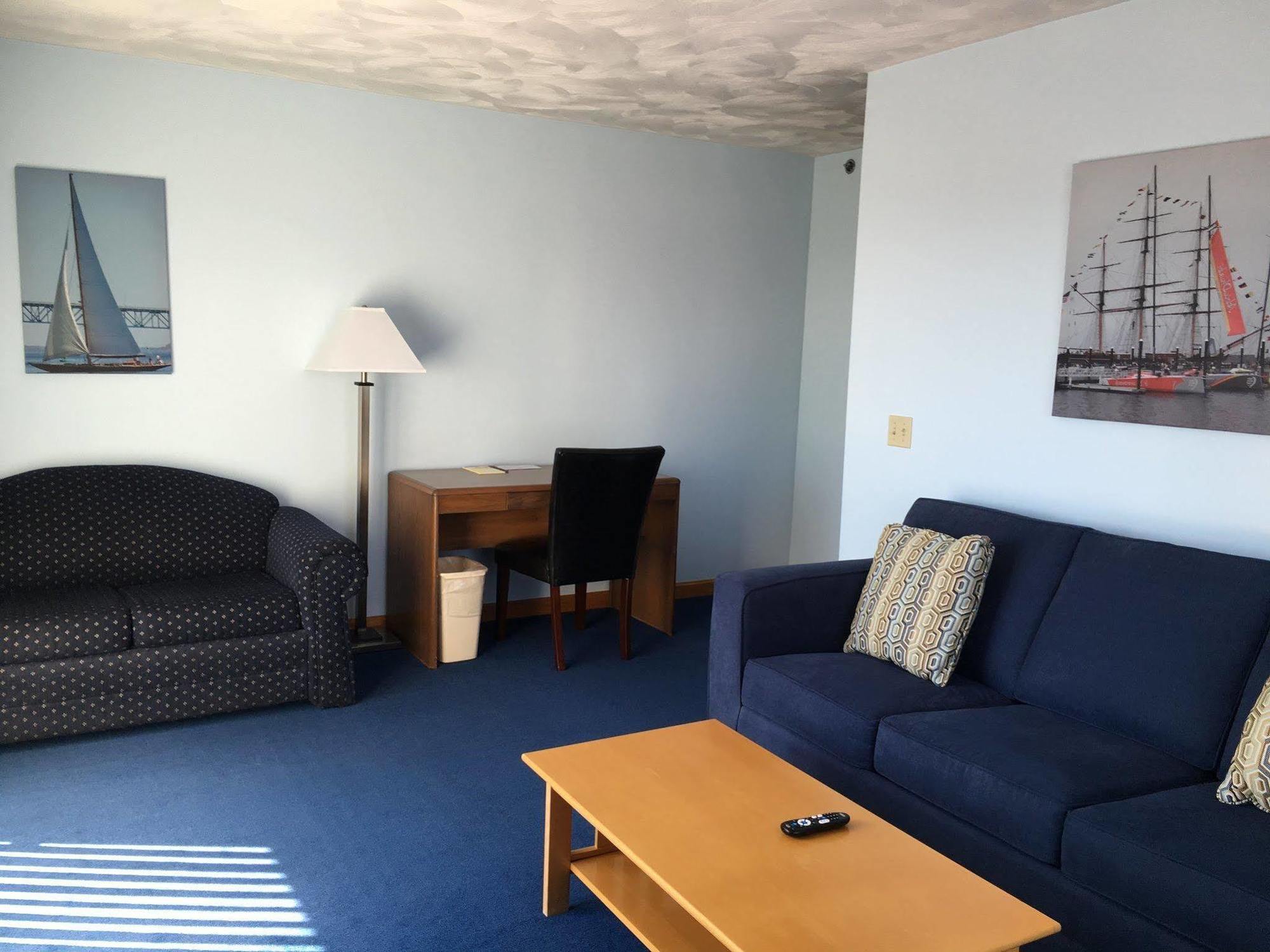 Rhea'S Inn By The Sea Middletown Exteriör bild